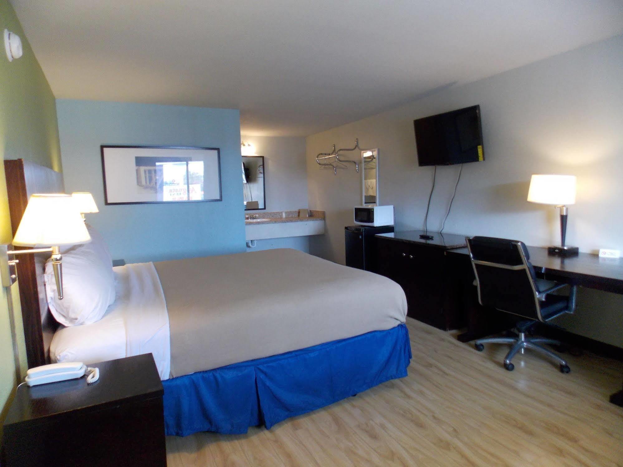 Augusta Best Inn Esterno foto